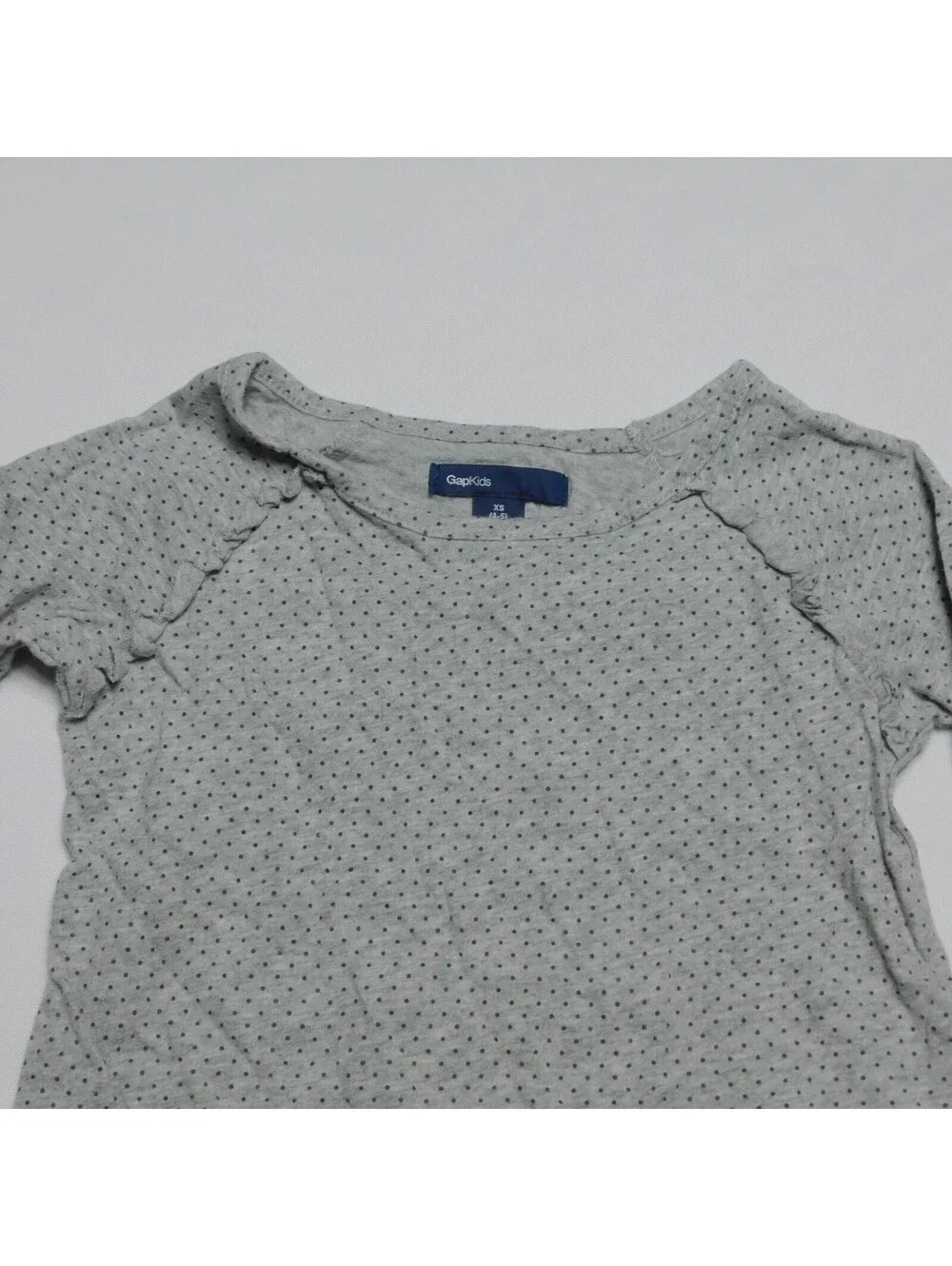 GapKids Girls Gray Polka Dot Ruffle Shoulder Long Sleeve Shirt XS (4-5)